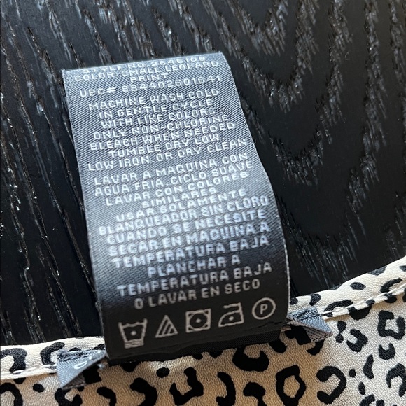 Chelsea & Theodore Black and Cream Speckled Blouse lagenlook, work or office. - Picture 11 of 13